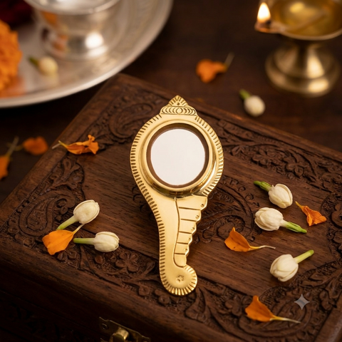 Aranmula Kannadi (Conch- Shaped) | Metal Mirror
