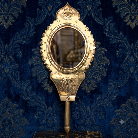 Aranmula Vaal Kannadi | Mirror size 7 inch | Big Wall Mirror | Unique Handpolished Metal Mirror