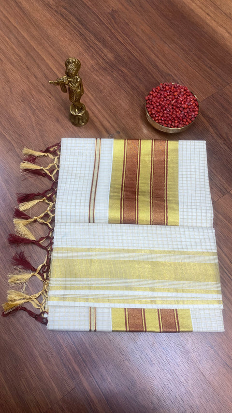 Kerala Saree with check design and Maroon pallu