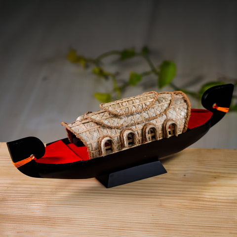 Kerala house boat with four windows