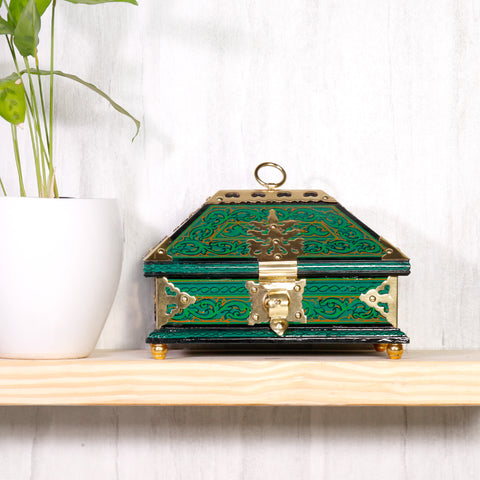 Nettur Petti | 9x6 Handpainted Ornament Box | Kerala Handicrafts