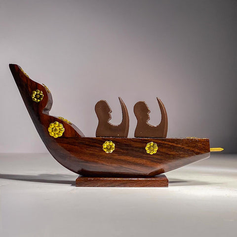 wooden 2 chundan vallam