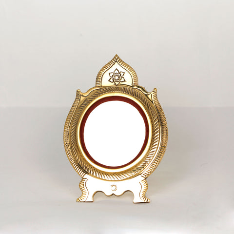 Small table-top Aranmula mirror