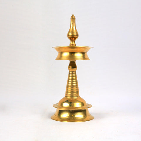 Brass Nilavilakku / Traditional Oil Lamp for religious home decor