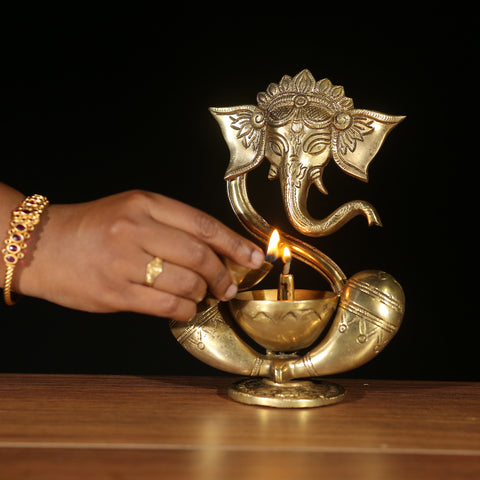 ganesha vilakku