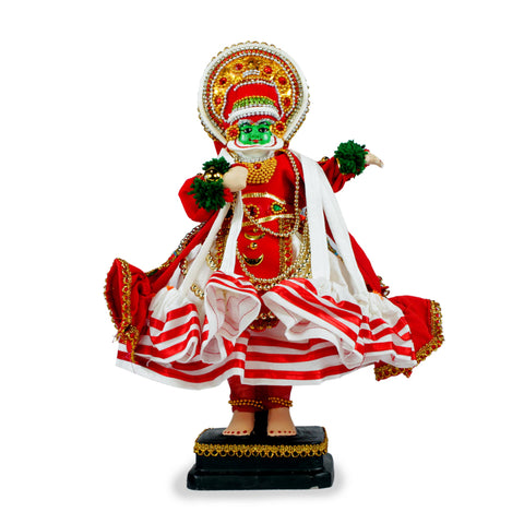 Miniature model of Kathakali representing Pacha Vesham