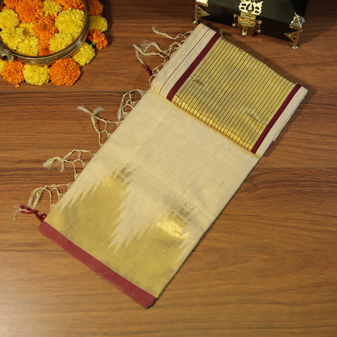 premum handloom saree with temple design